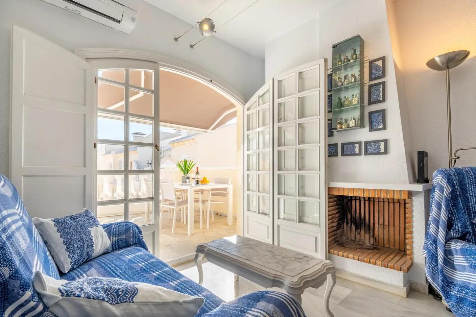 טורבייחה Amazing Penthouse On The Beach, Sea Views, Wifi, Airconditioning And Parking מראה חיצוני תמונה