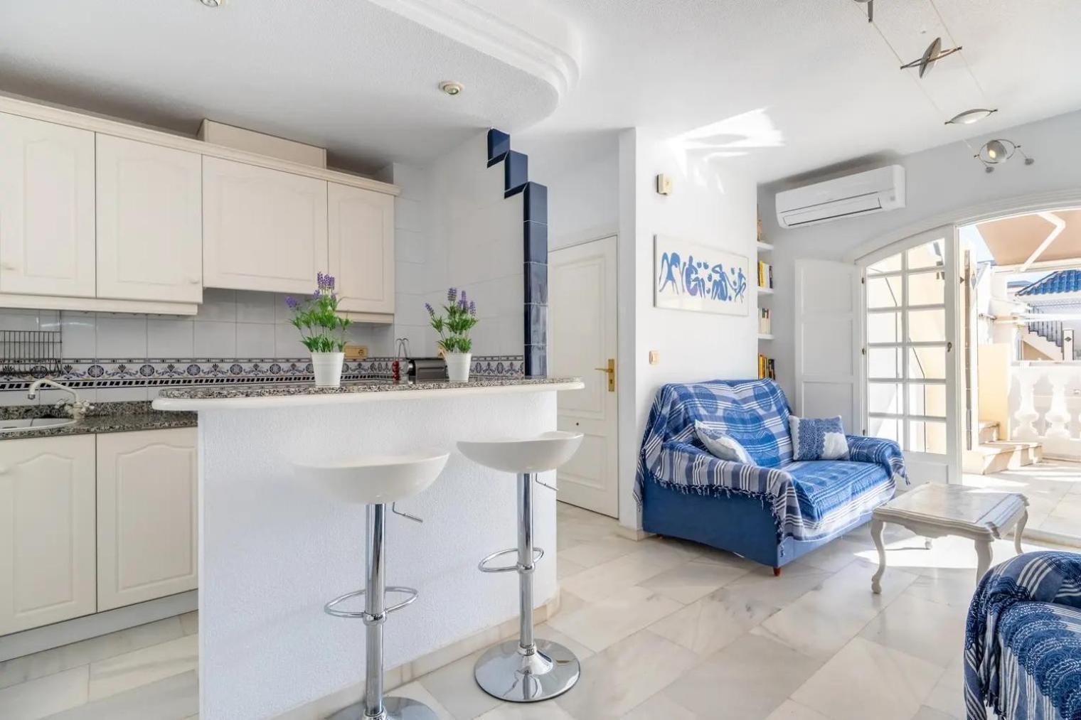 טורבייחה Amazing Penthouse On The Beach, Sea Views, Wifi, Airconditioning And Parking מראה חיצוני תמונה