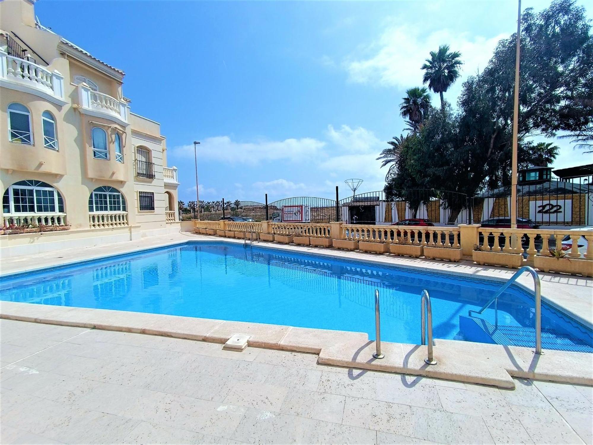 טורבייחה Amazing Penthouse On The Beach, Sea Views, Wifi, Airconditioning And Parking מראה חיצוני תמונה